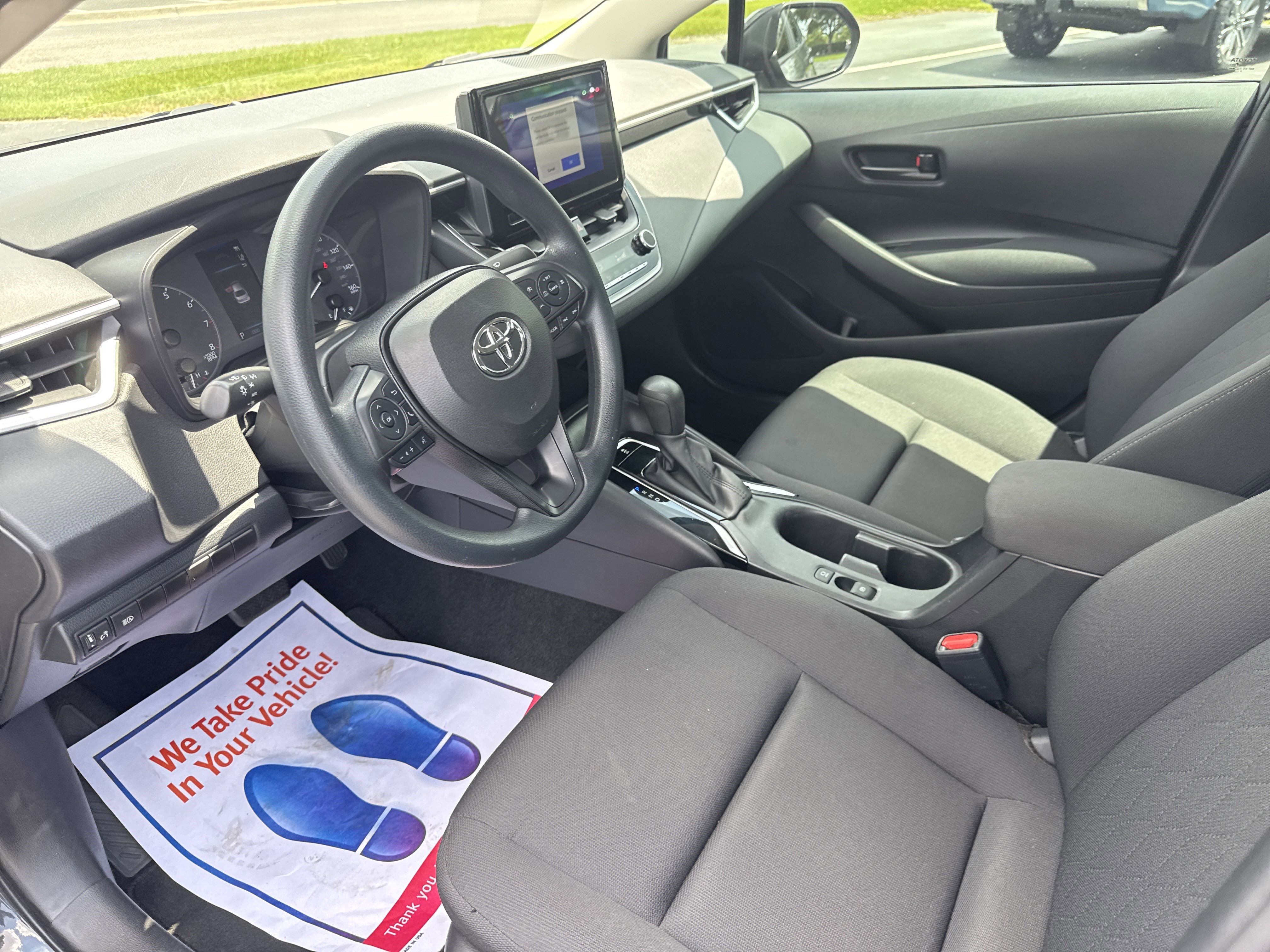 Used 2024  Toyota  image 15