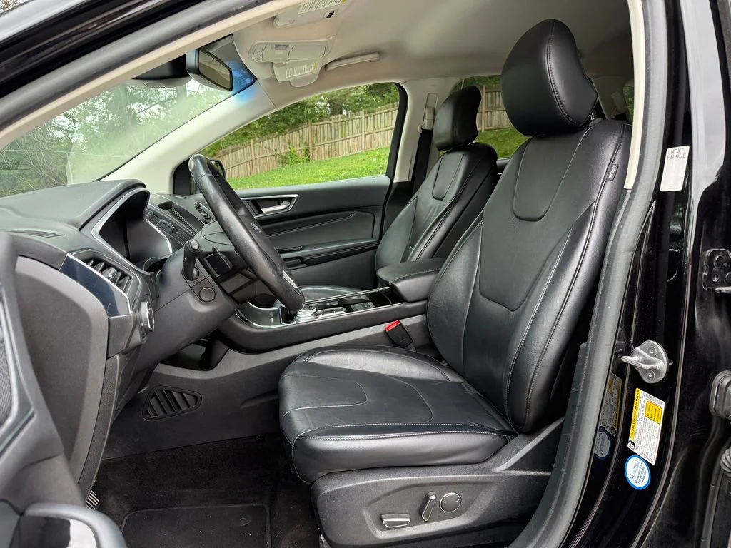 Used 2019 Black Ford Titanium image 12