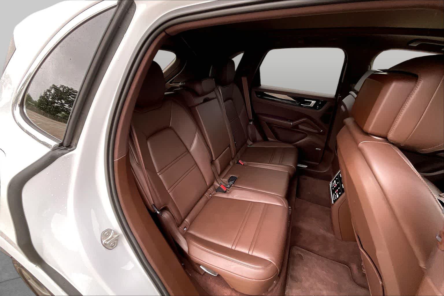 Used 2020 WHITE Porsche  image 19