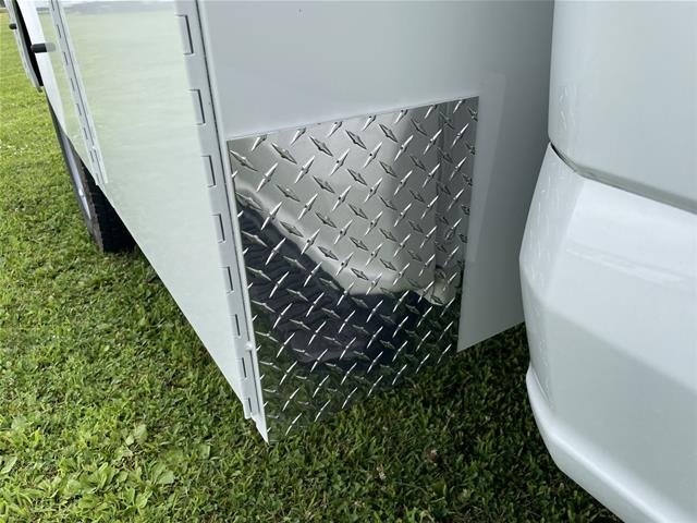 New 2026 Oxford White Ford F-450® XL image 35