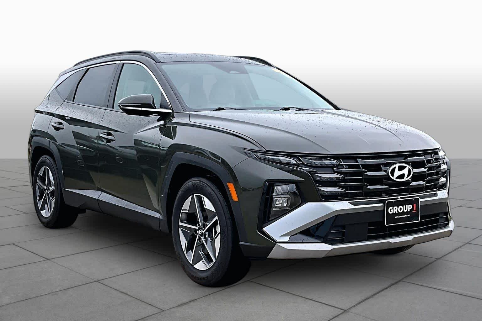 Used 2025 Rockwood Green Hyundai SEL Convenience image 3