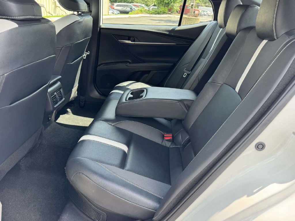 Used 2025 White Toyota SE image 17