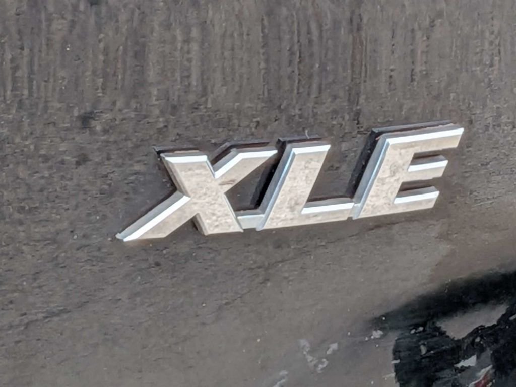 Used 2022 Black Toyota XLE image 18