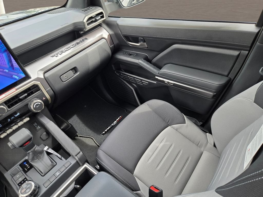 2026 Toyota Tacoma TRD Off Road - Photo 13