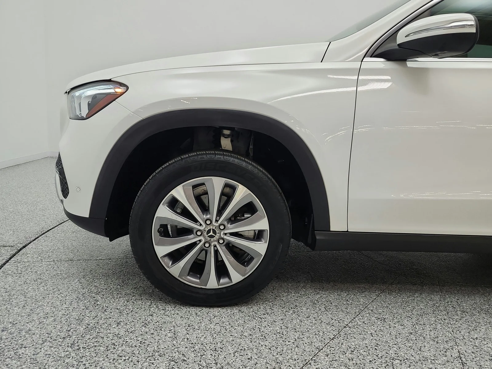 Certified Used 2023 Polar White Mercedes-Benz GLE 350 SUV image 22