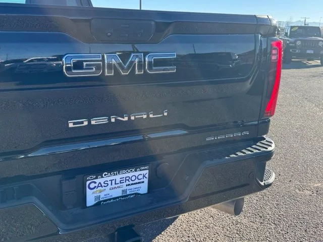 Used 2026 Onyx Black GMC Denali Ultimate DRW image 16