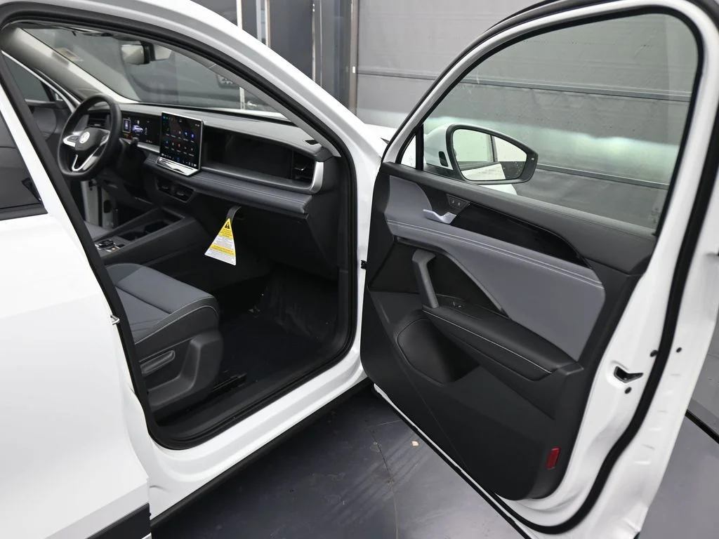 New 2026  Volkswagen 2.0T SE image 44