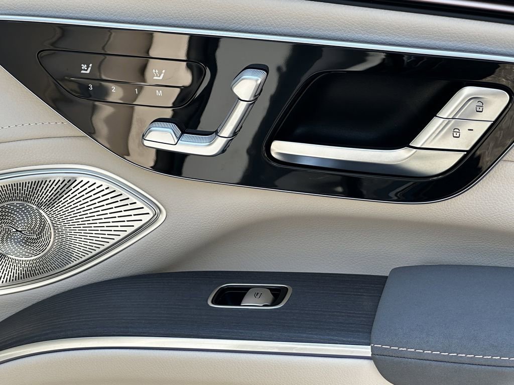 New 2026 MANUFAKTUR Alpine Grey Mercedes-Benz EQS 400 image 56