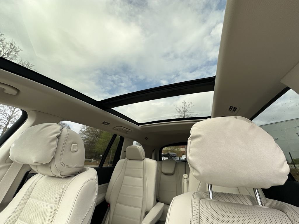 New 2026 Obsidian Black Metallic Mercedes-Benz GLS 450 image 74