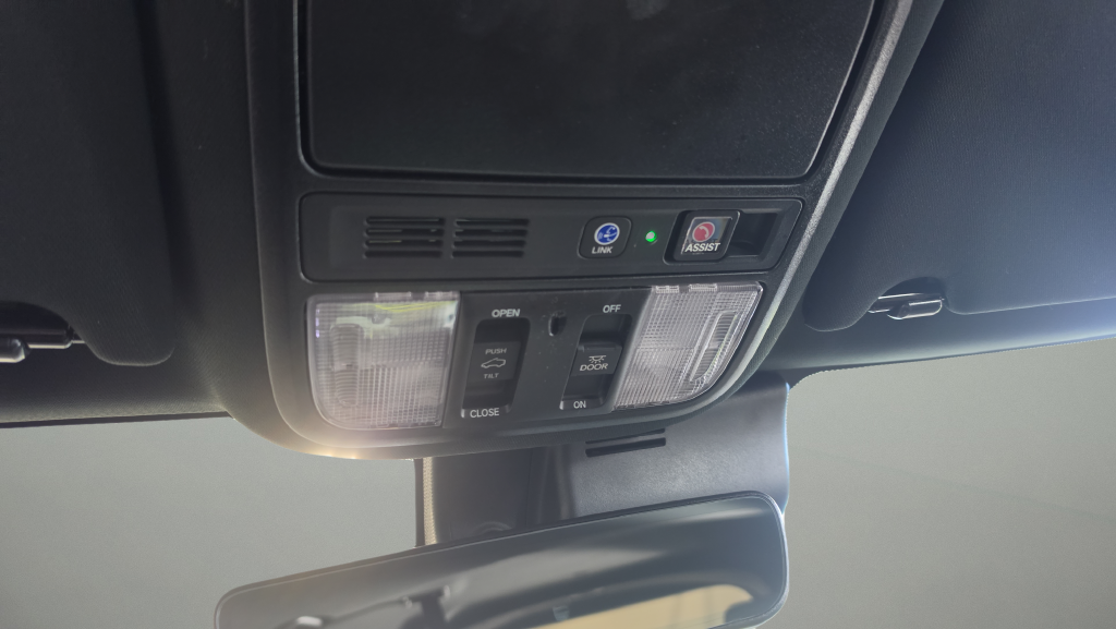 Used 2020  Honda Elite image 31