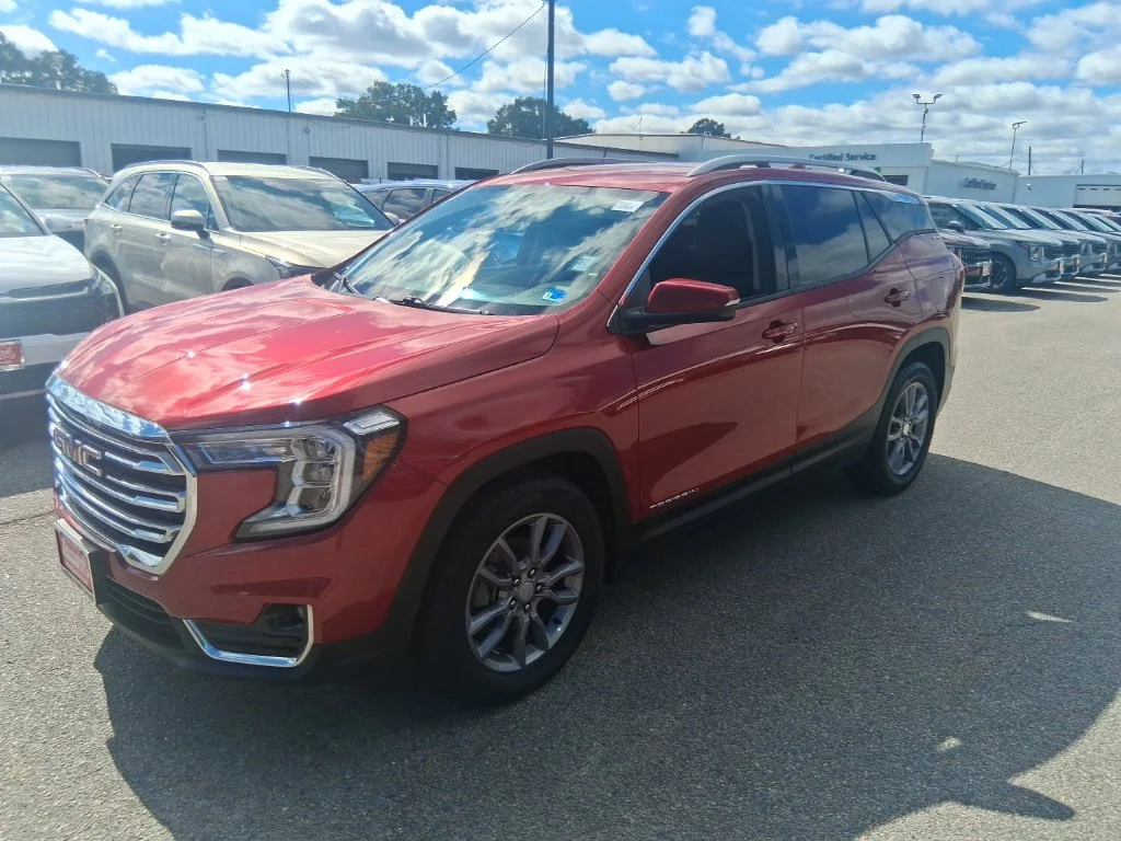 Used 2023 Red GMC SLT image 1