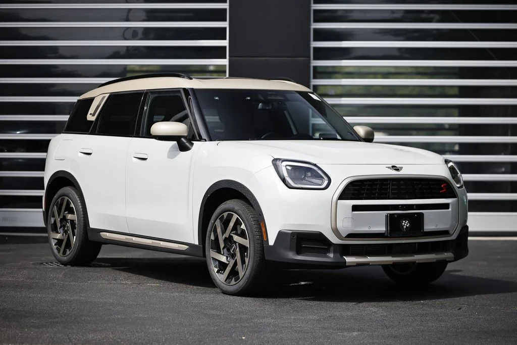 2027 MINI Cooper's photo