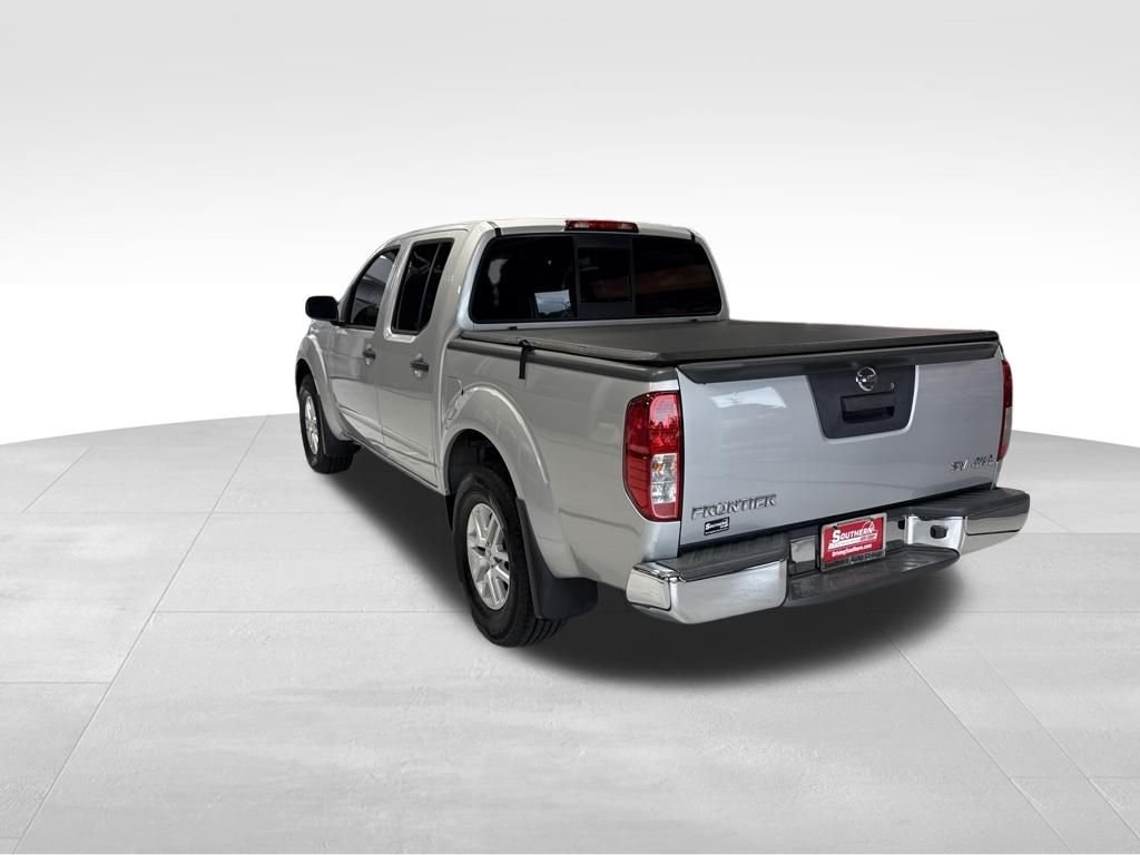 Used 2019 Silver Nissan SV image 5