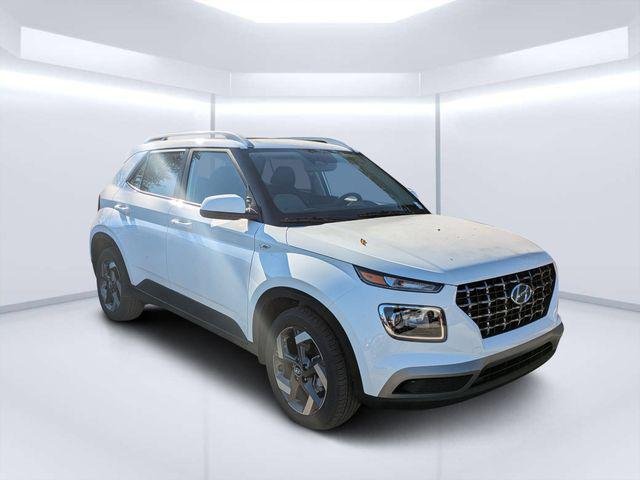 New 2026 White Hyundai SEL image 1