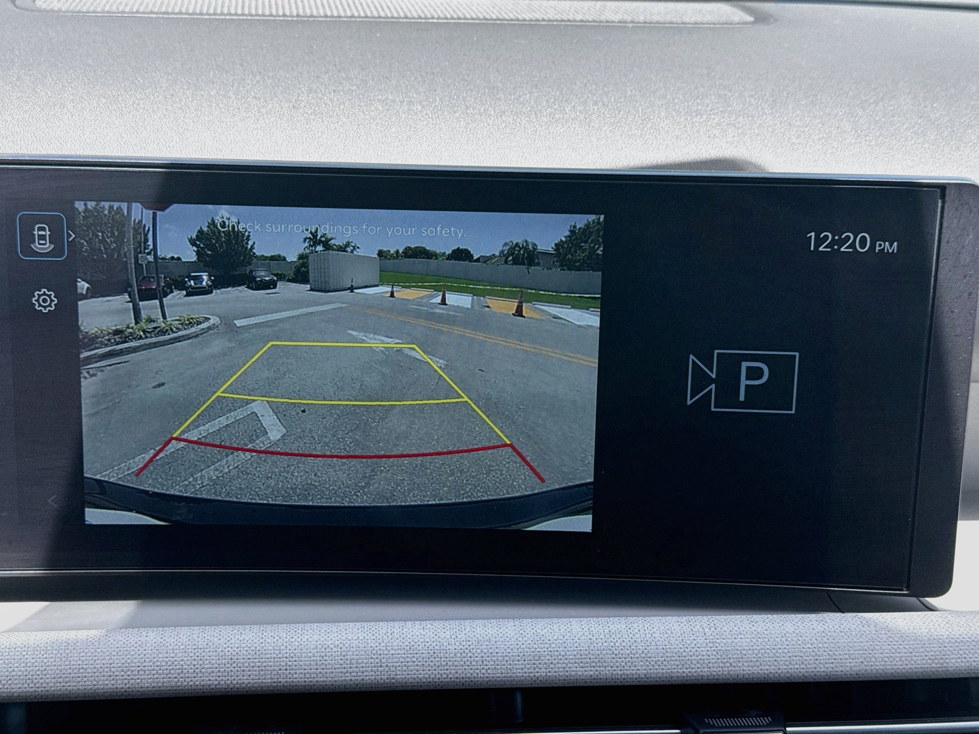 Used 2025 Phantom Black Hyundai SEL Convenience image 14