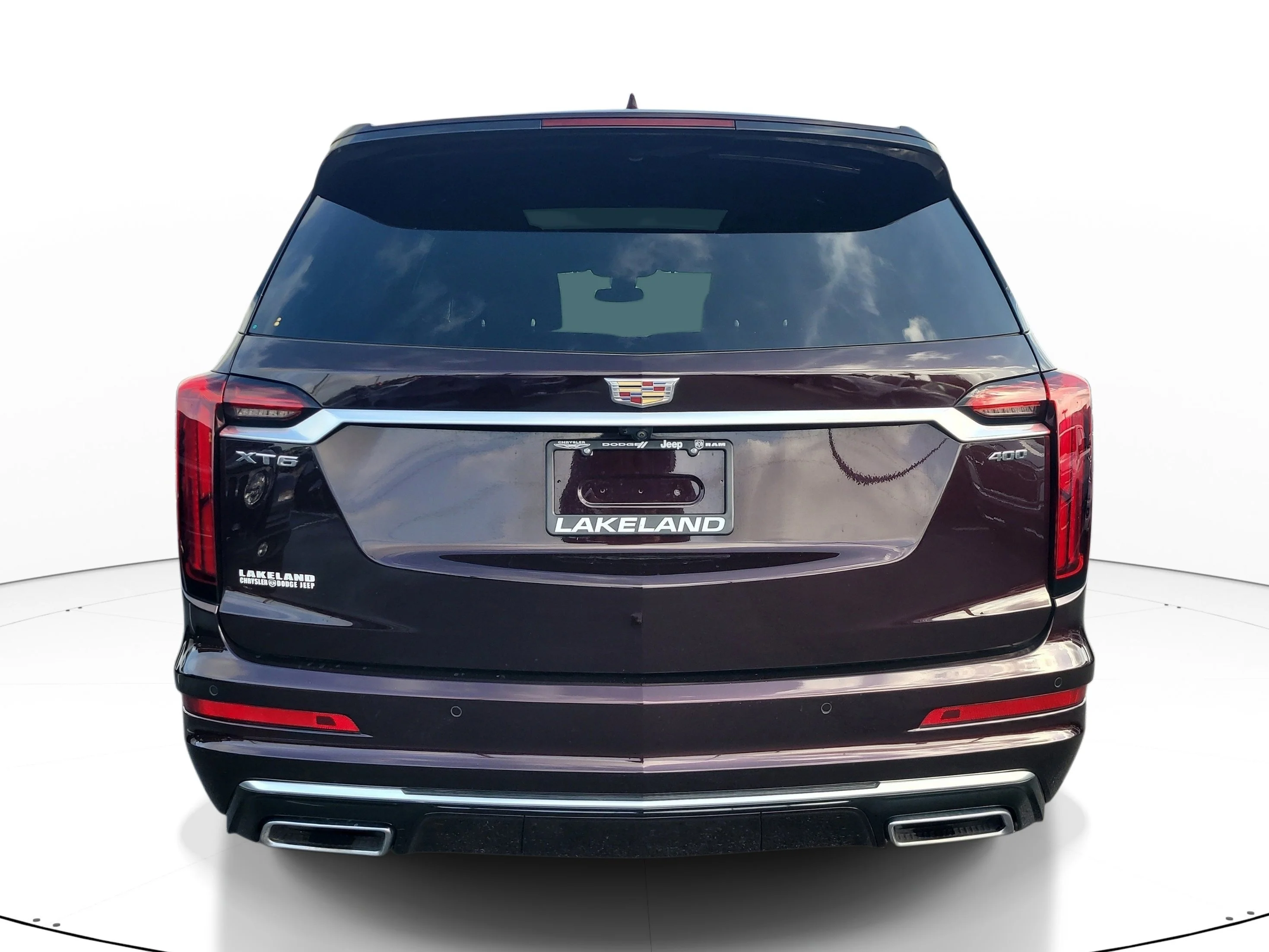Used 2020 Garnet Metallic Cadillac FWD Premium Luxury image 5