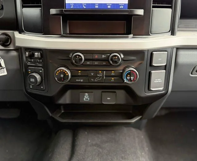 New 2026 Avalanche Ford F-350® XL image 23