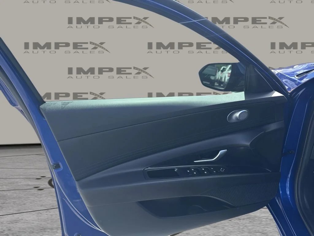 Used 2023 Blue Hyundai SE image 18