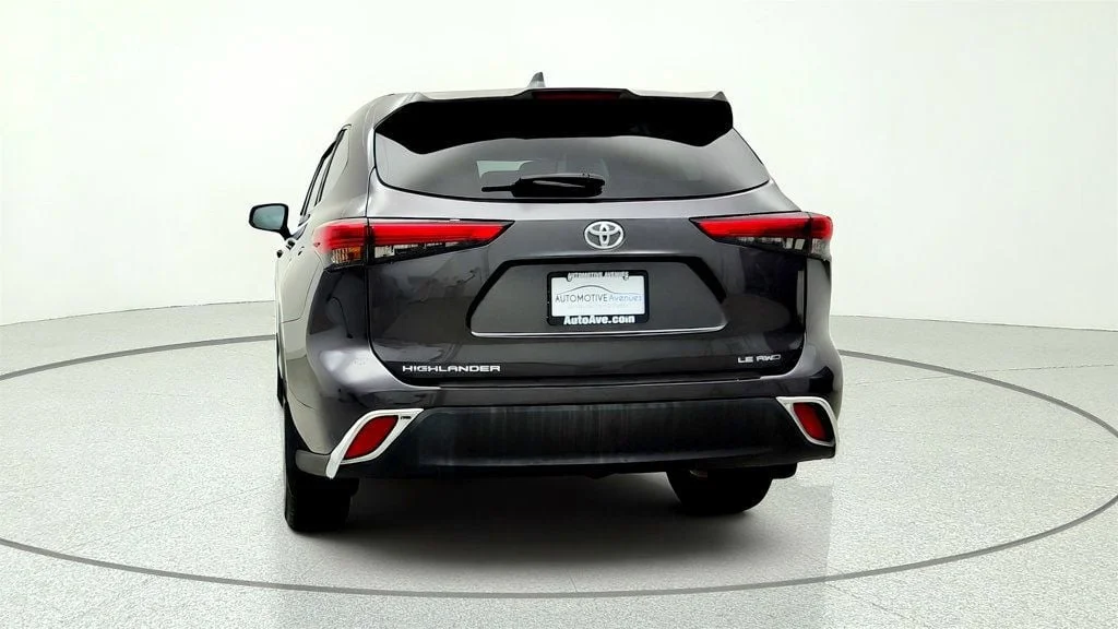 Used 2021 Magnetic Gray Metallic Toyota LE AWD image 6