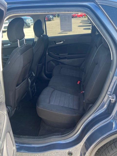 Used 2019 Blue Metallic Ford SE image 6