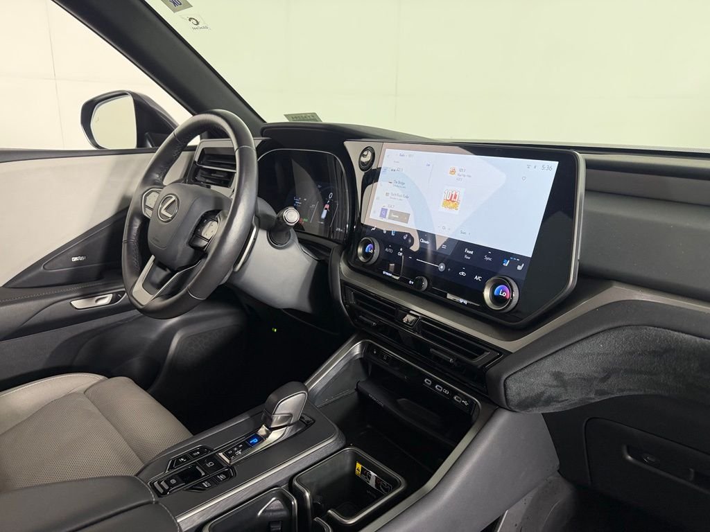 Used 2025 Gray Lexus 550h+ Luxury image 32