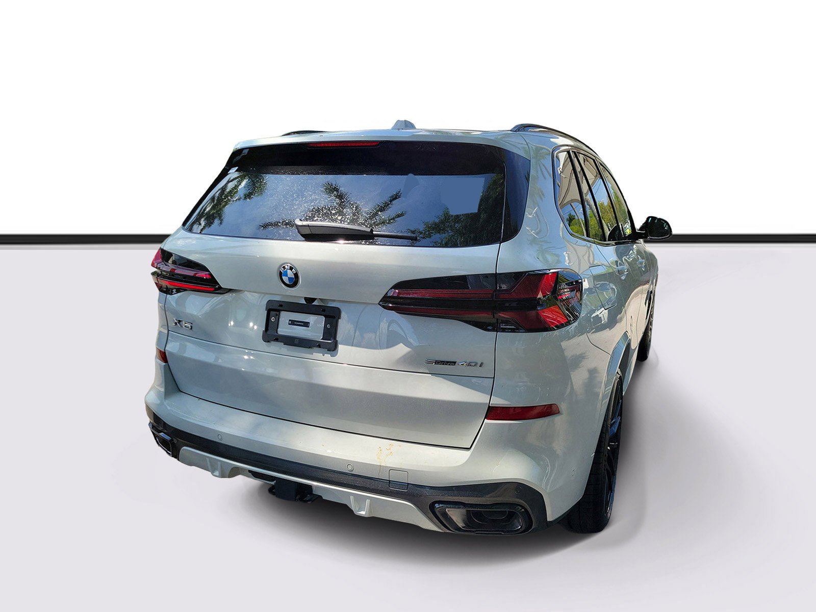 New 2026 Alpine White BMW sDrive40i image 4