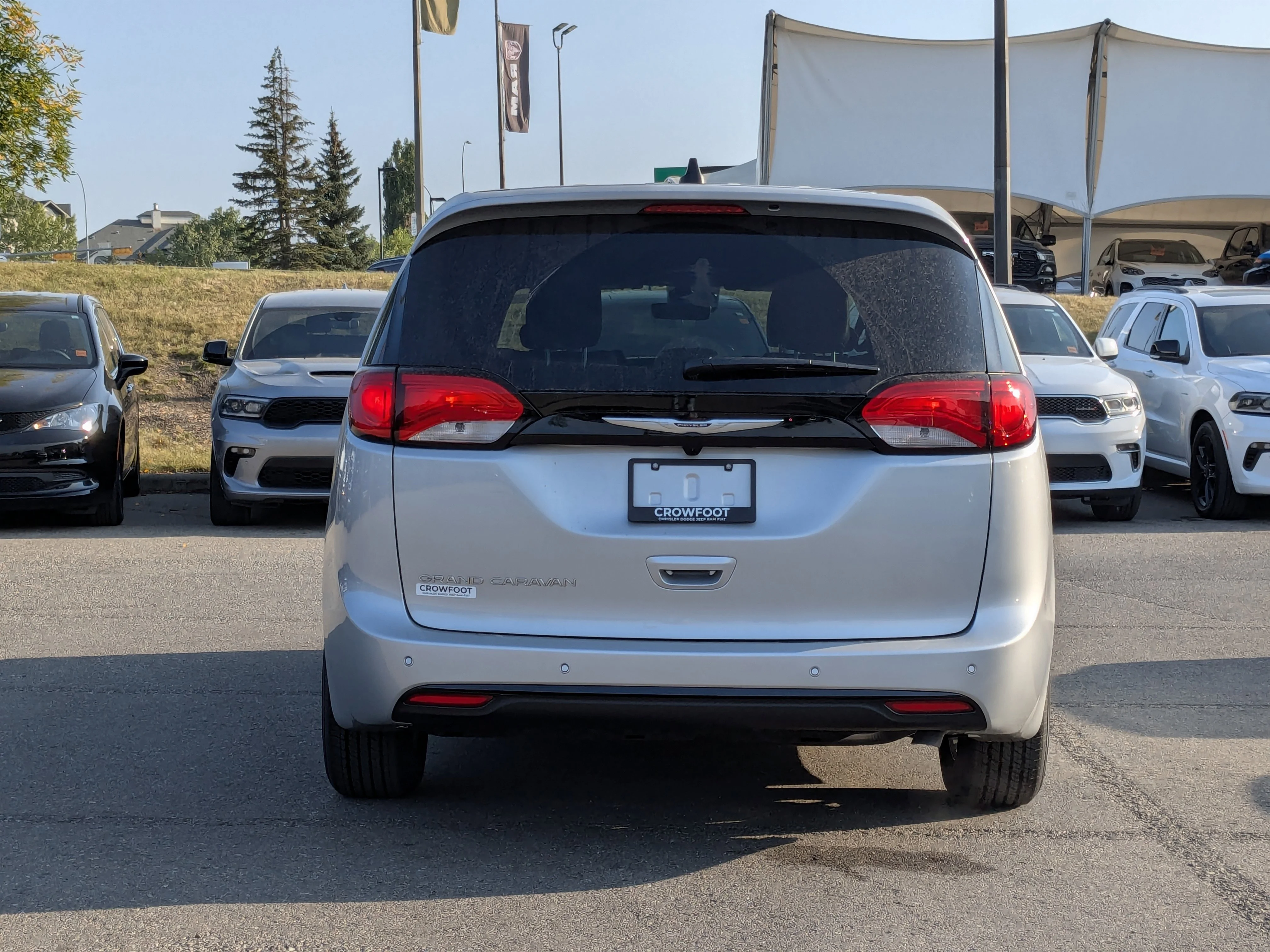New 2026 Silver Chrysler SXT - Power Liftgate - Power Sliding Doors - Leather - Remote Starter & Tons More! image 7