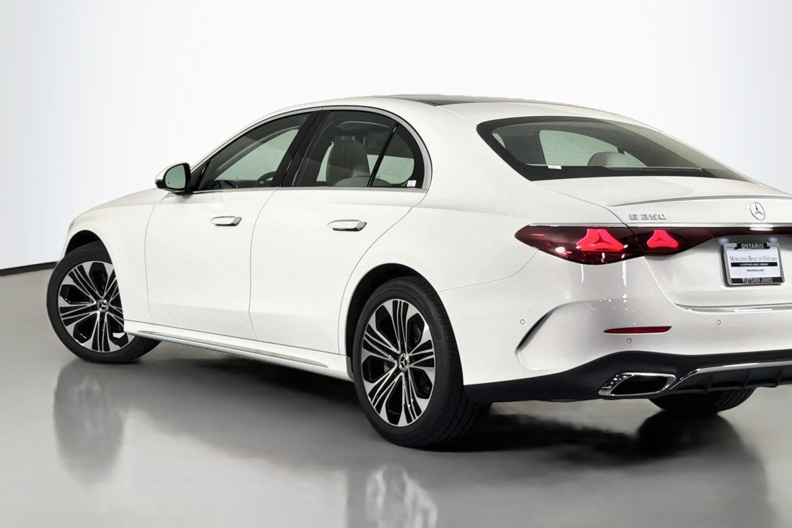 New 2027 Polar White Mercedes-Benz E 350 RWD Sedan image 14