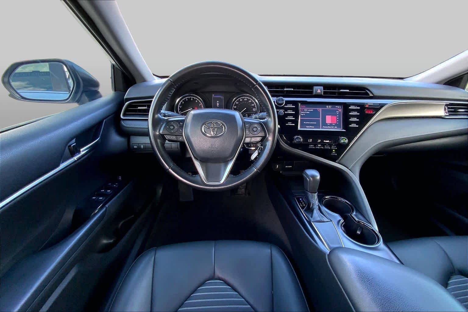 Used 2019 Celestial Silver Metallic Toyota SE image 6