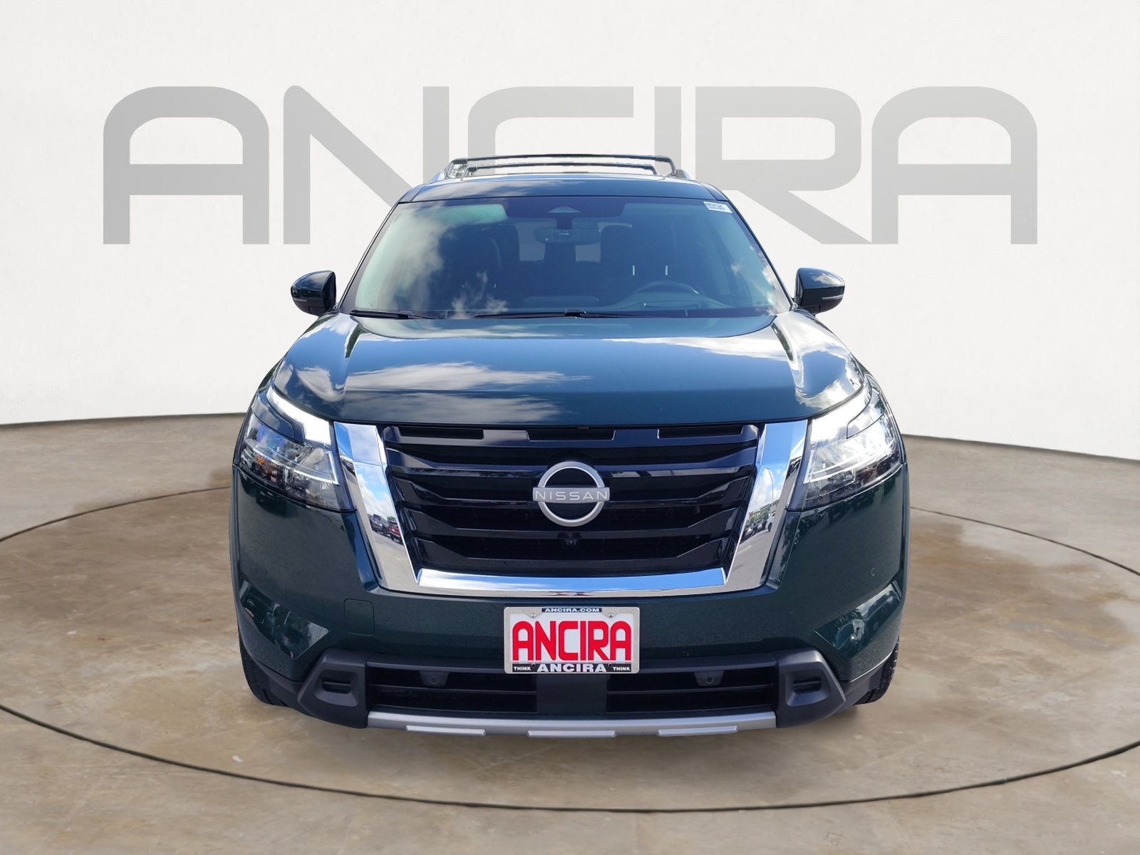 Used 2024 Obsidian Green Pearl Nissan Platinum image 5