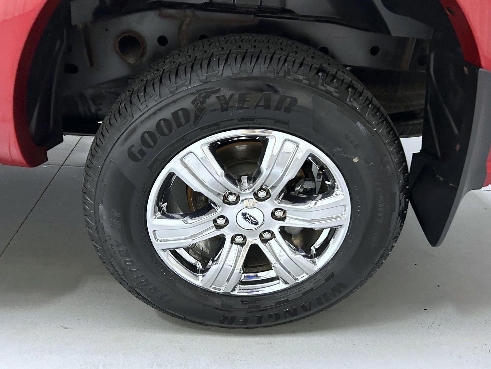 Used 2020 Red Ford XLT image 22