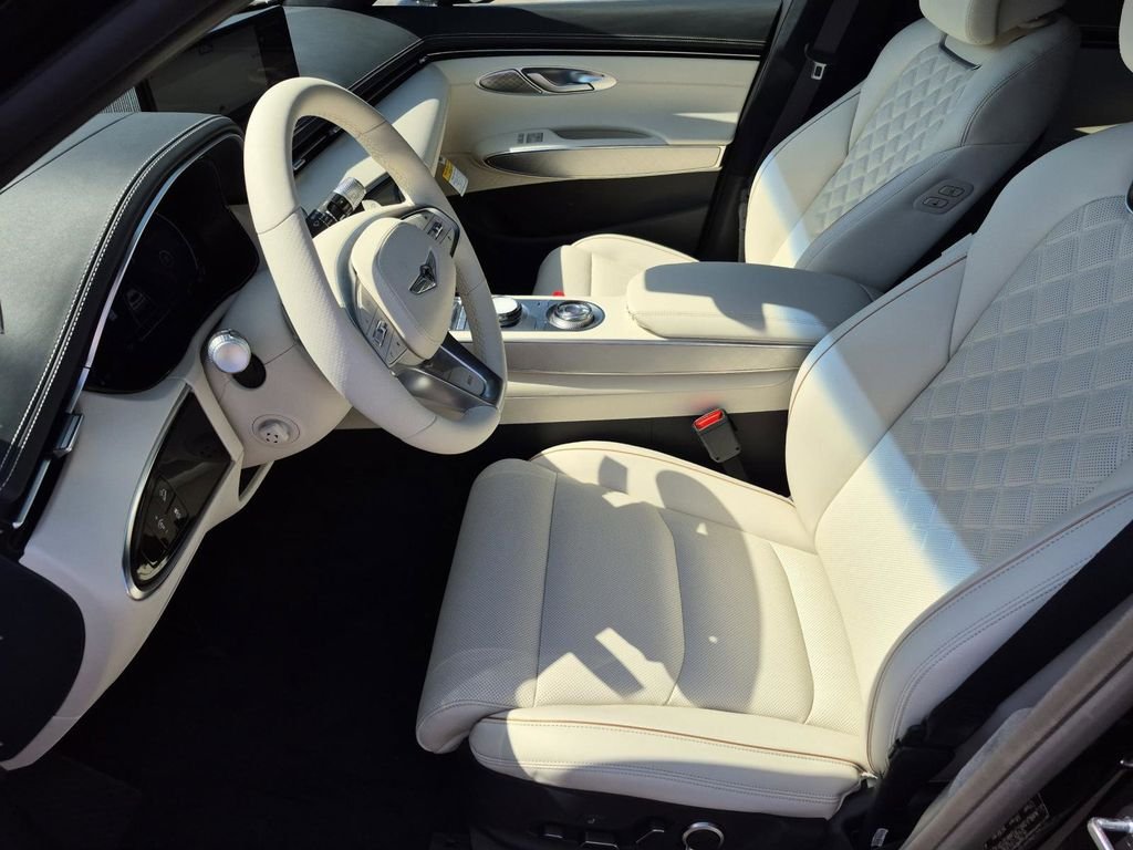 2025 GENESIS GV70 Advanced - Photo 16