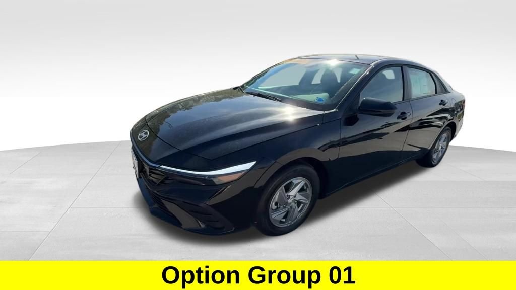 Used 2026 Black Hyundai SE image 10