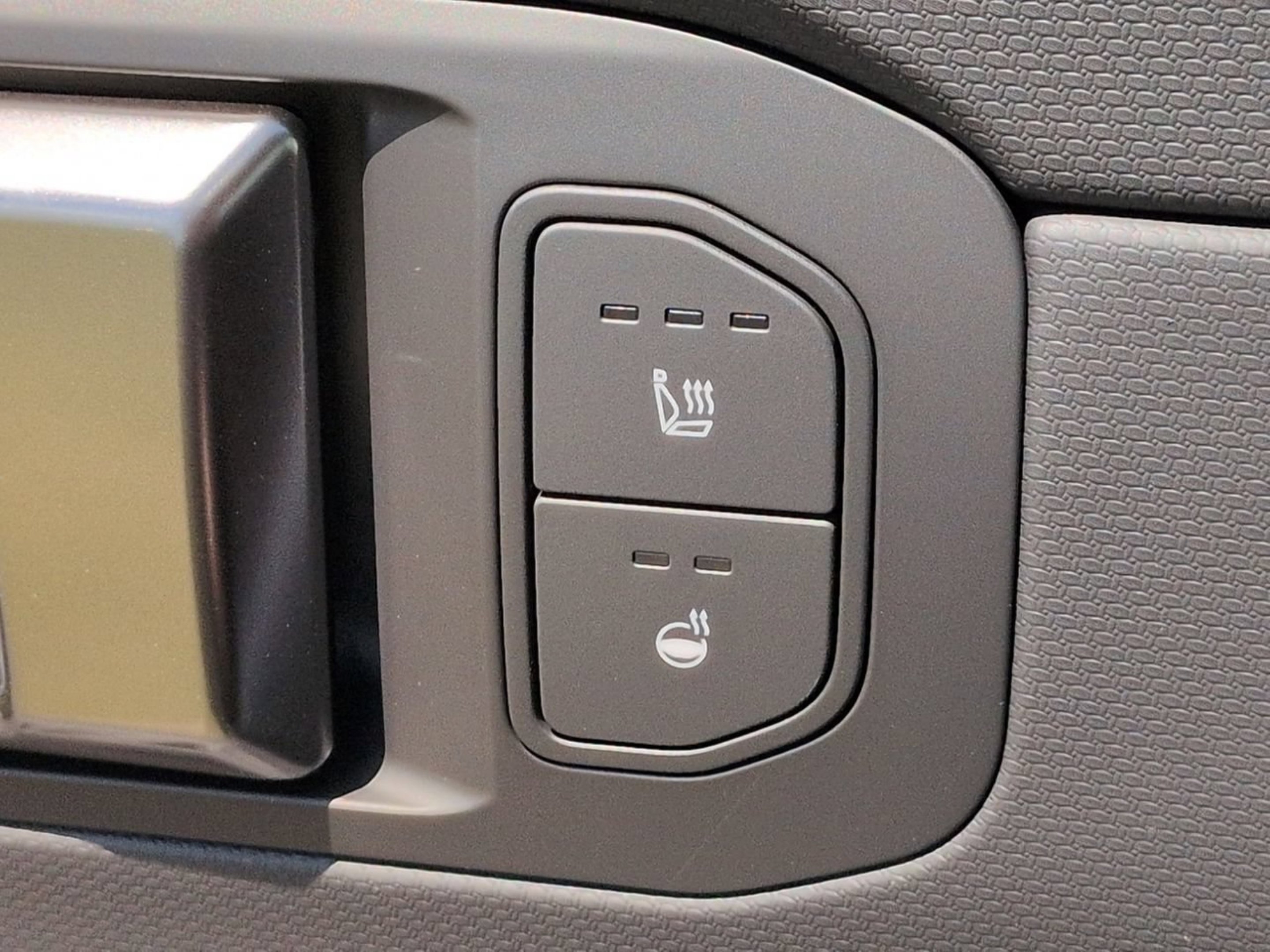 New 2027 Iceberg Green Kia X-Line S image 23