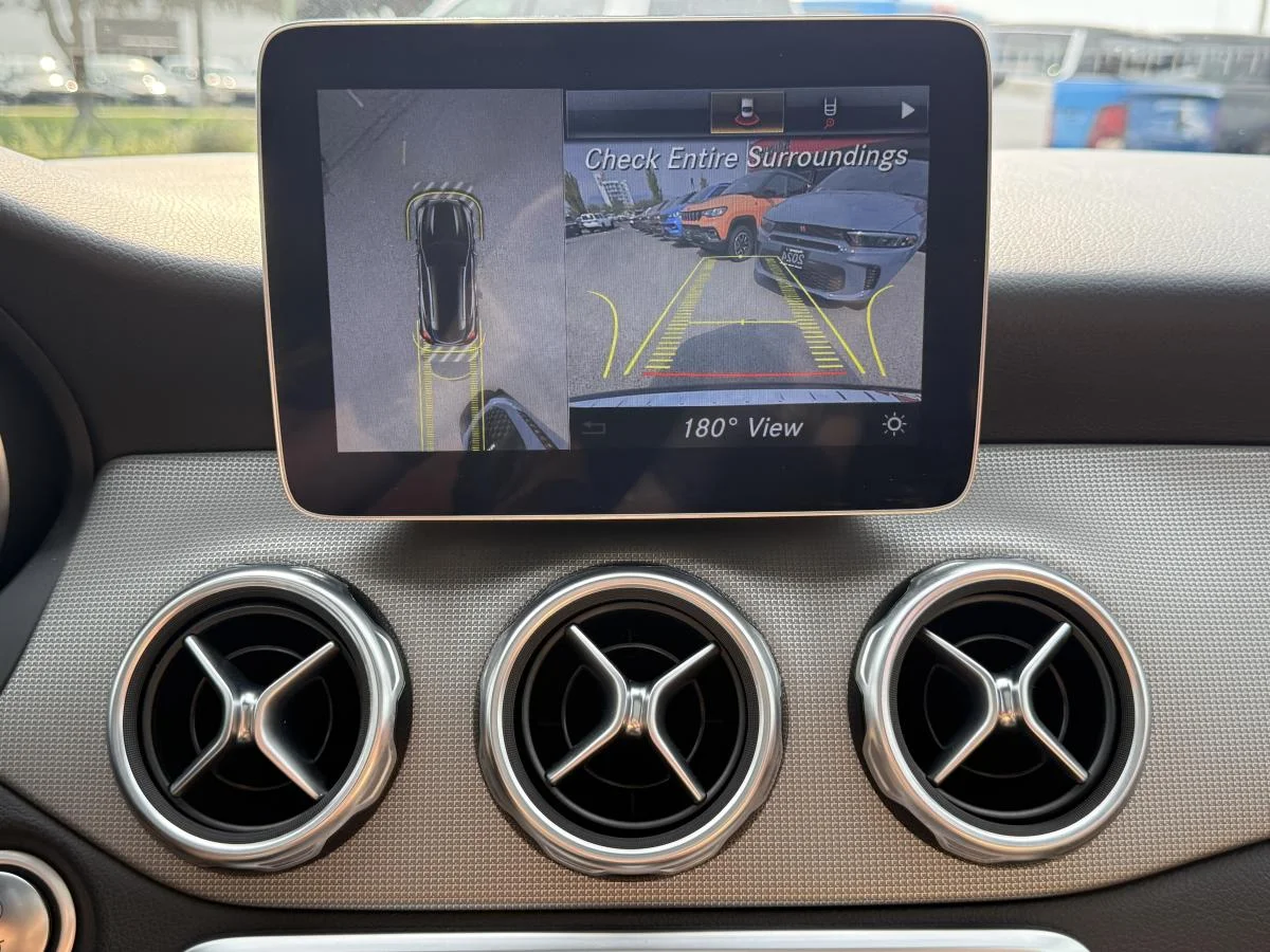 Used 2019 Black Mercedes-Benz Gla250 4matic image 27