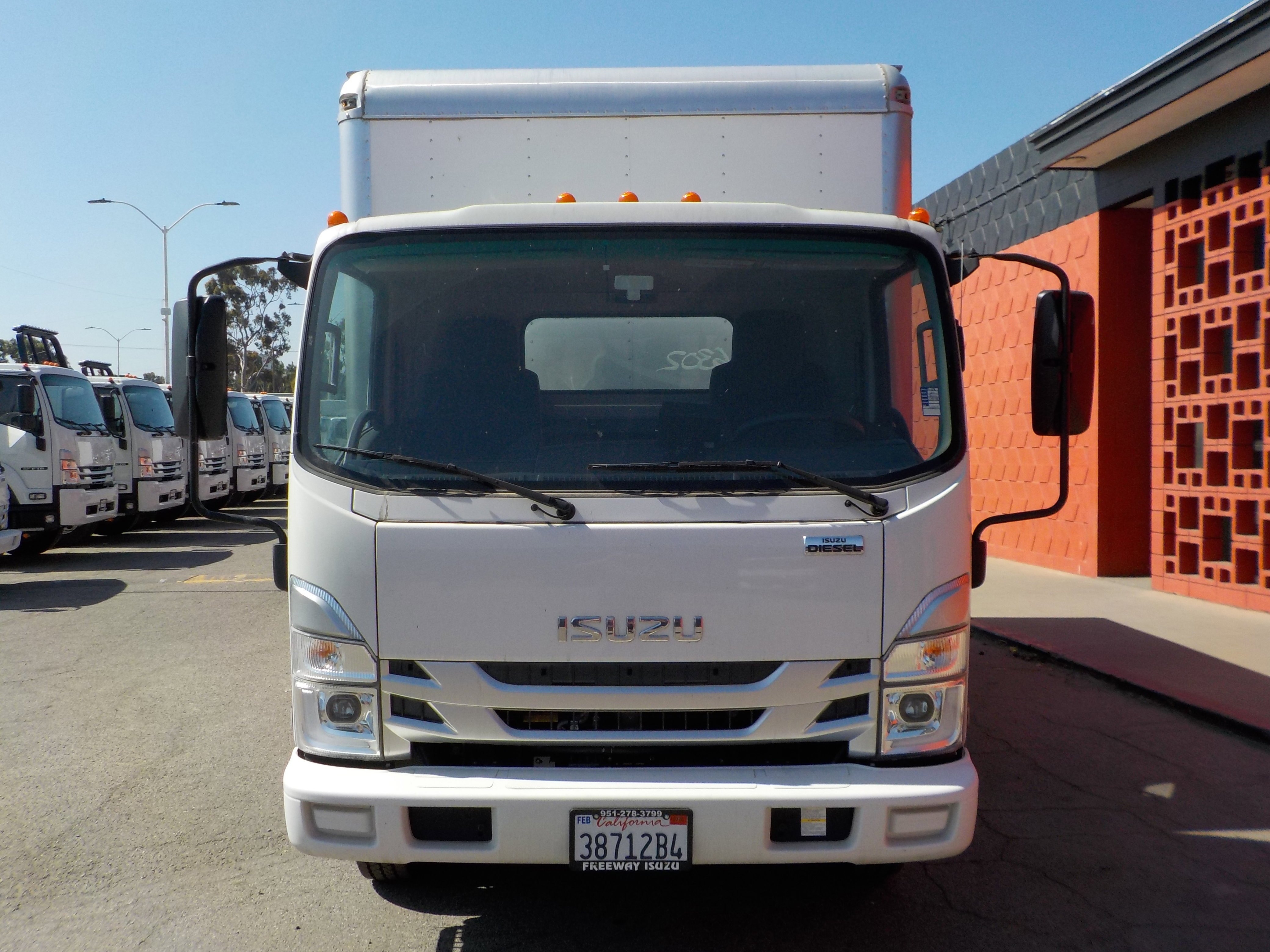 Used 2024 White ISUZU  image 2