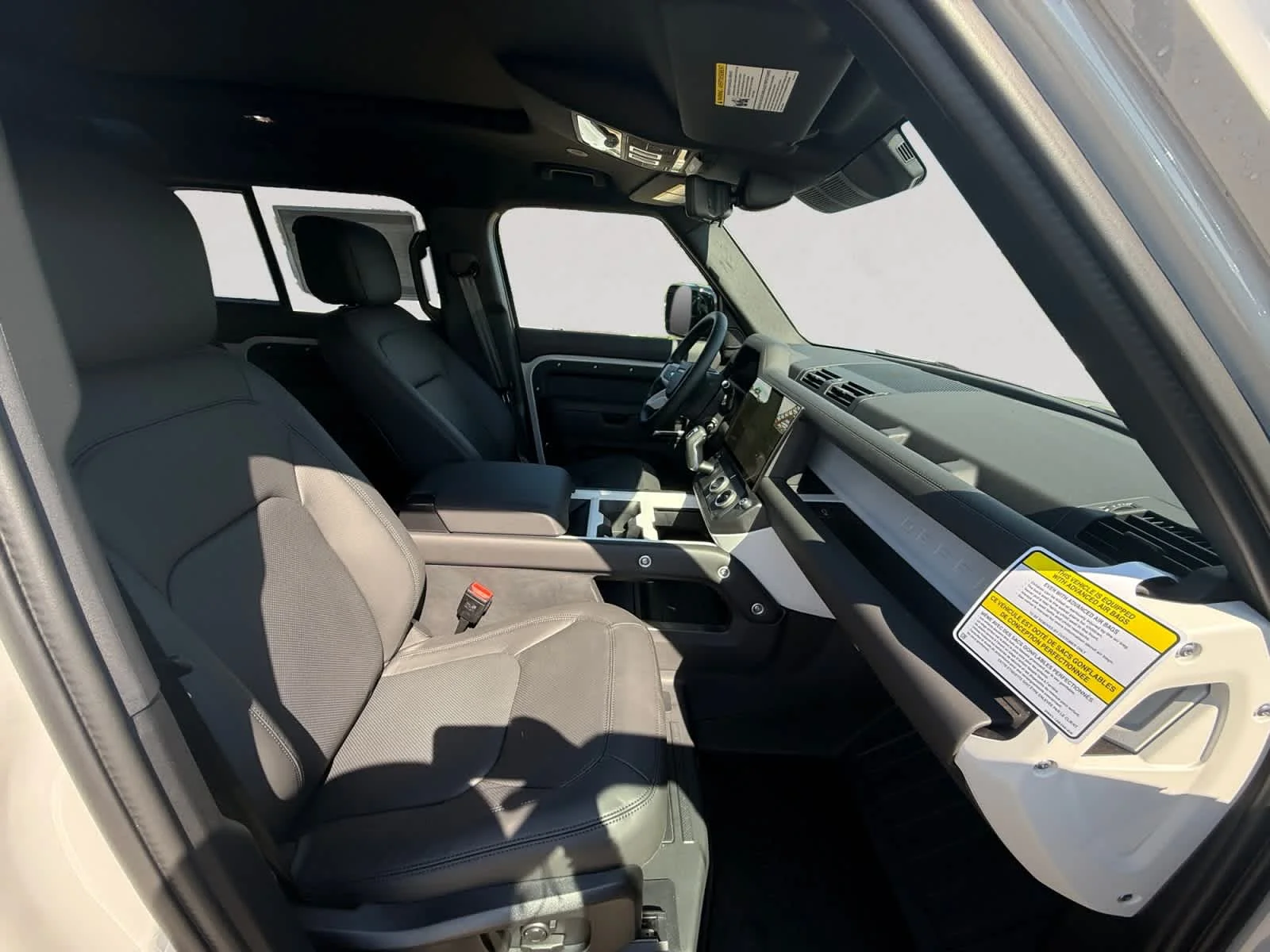 New 2026 Borasco Grey Land Rover X-Dynamic SE image 15