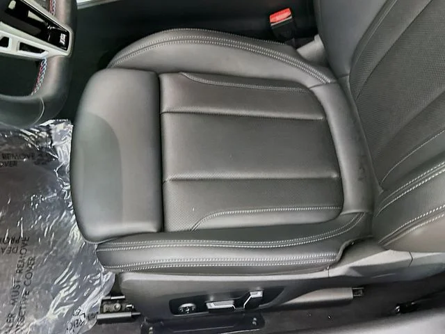 Used 2025 Red BMW M440i image 19