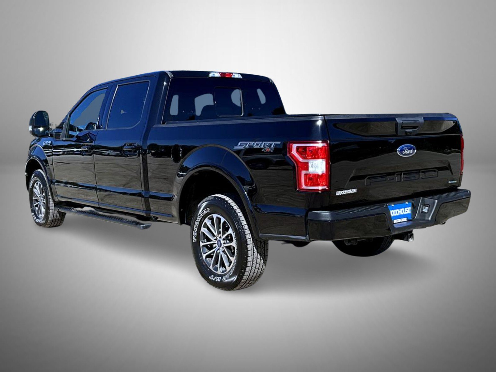 Used 2020 Black Ford XLT image 8