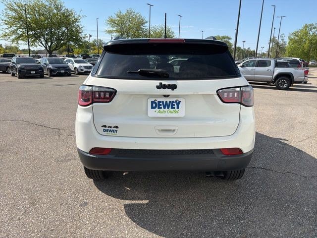 Used 2018 White Clearcoat Jeep Altitude image 4