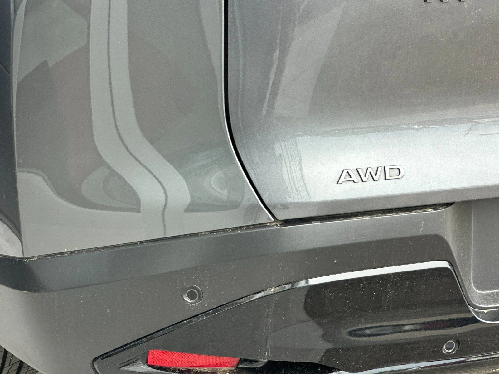Used 2025 Gun Metallic Nissan SV image 24