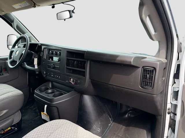 2025 Chevrolet Express Cargo Work Van - Photo 29