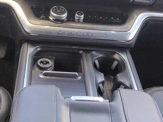 New 2026 Marsh Gray Ford Platinum® image 19