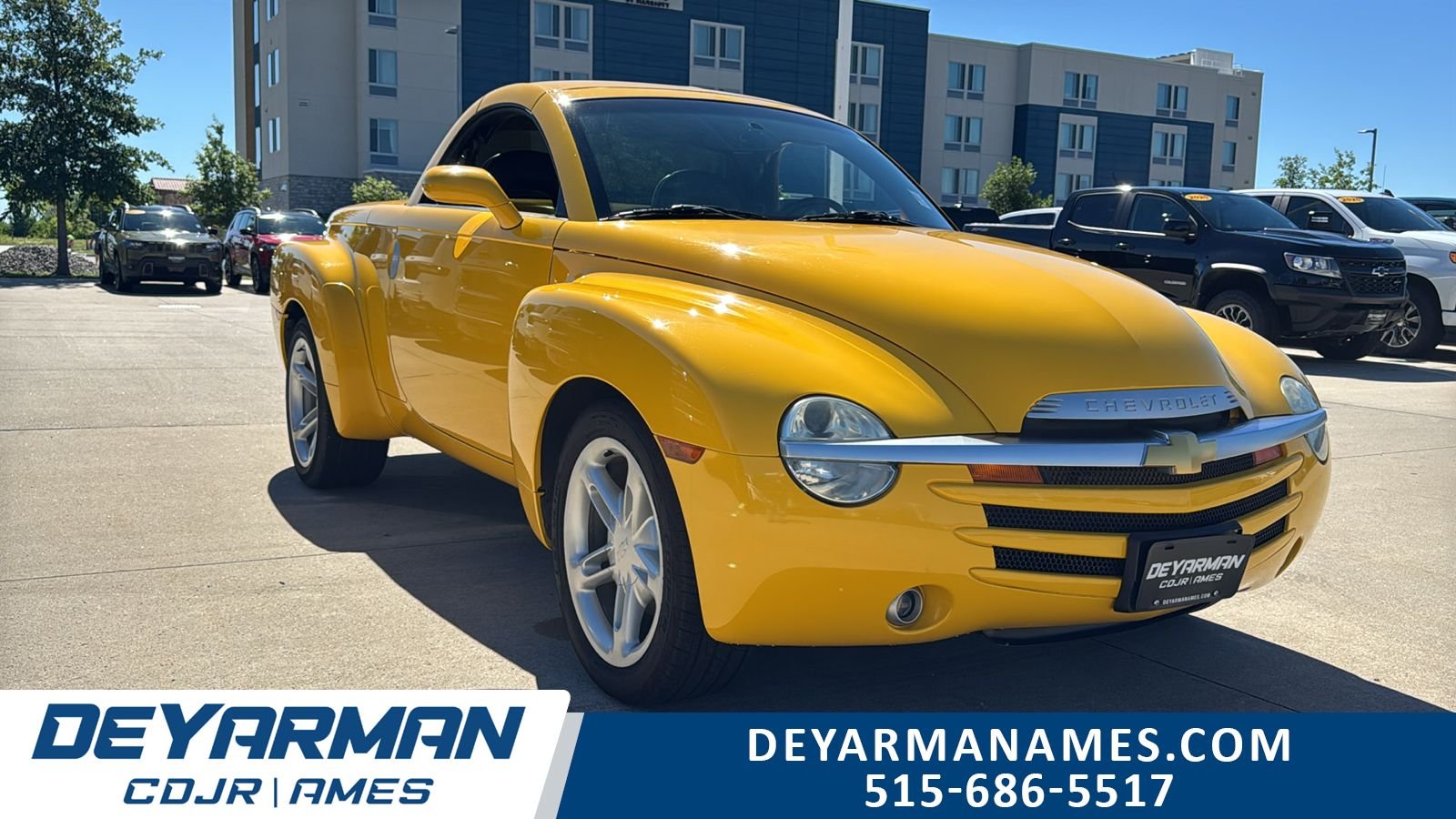 2004 Chevrolet SSR LS's photo