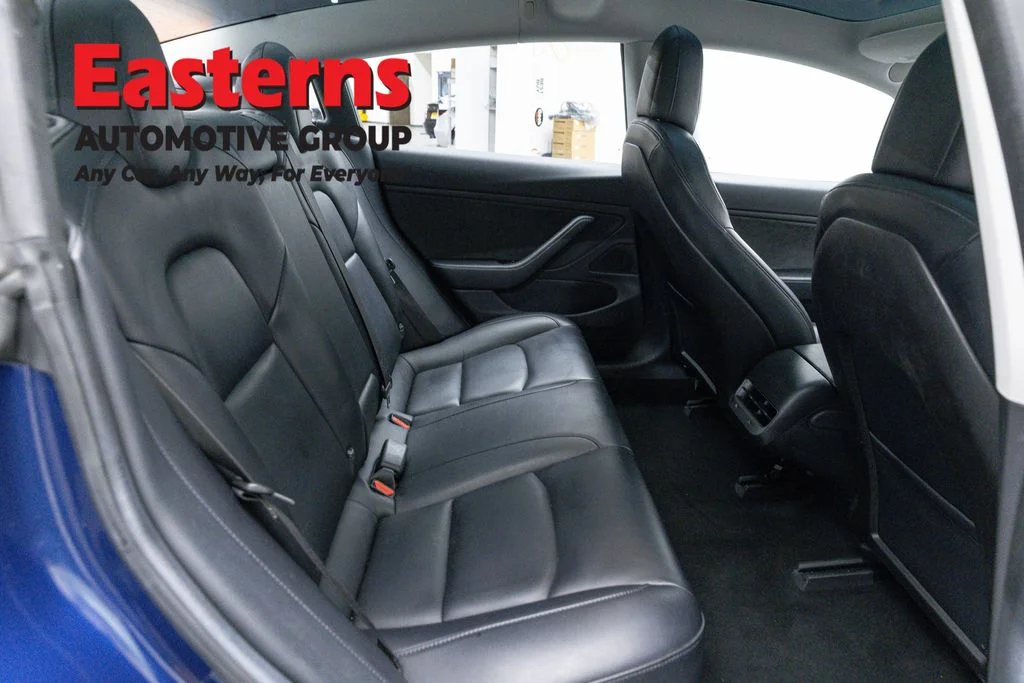 Used 2018 Blue Tesla Long Range image 17