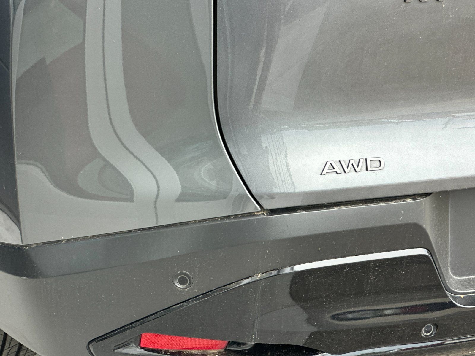 Used 2025 Gun Metallic Nissan SV image 24