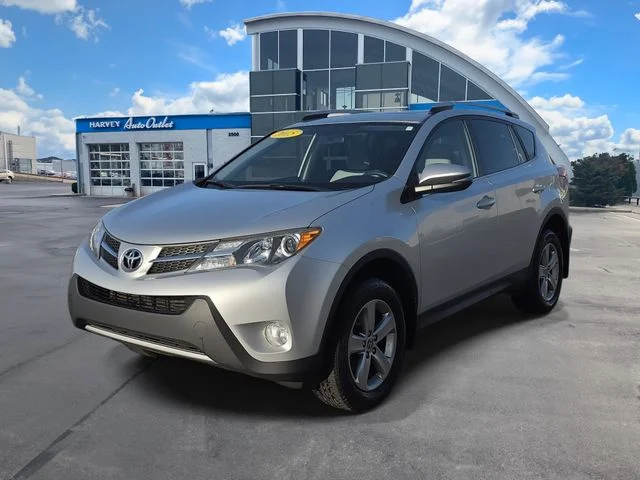 2015 Toyota RAV4 XLE AWD's photo