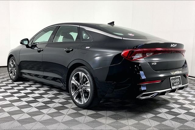 Used 2024 Black Kia EX image 2