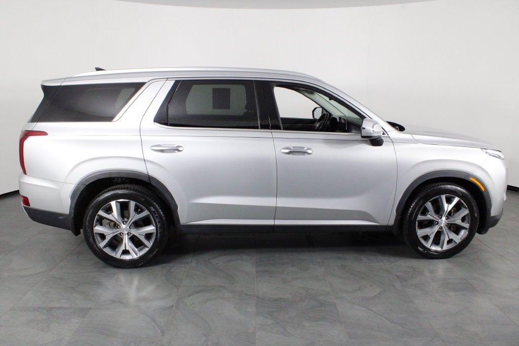 Certified Used 2022 Silver Hyundai SEL image 13