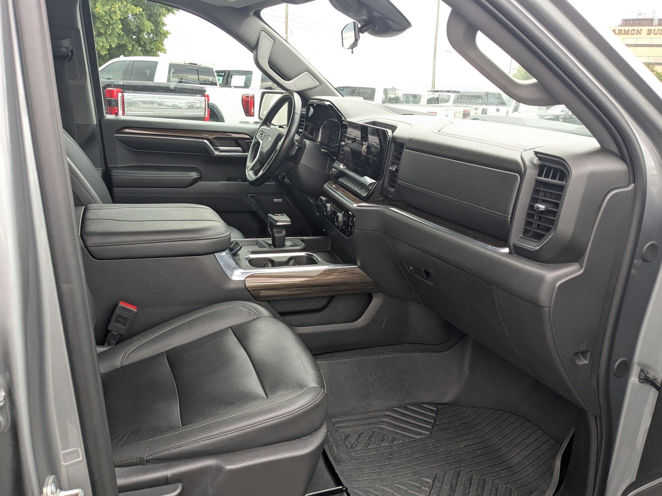 Used 2024 Sterling Gray Metallic Chevrolet LT Trail Boss image 30